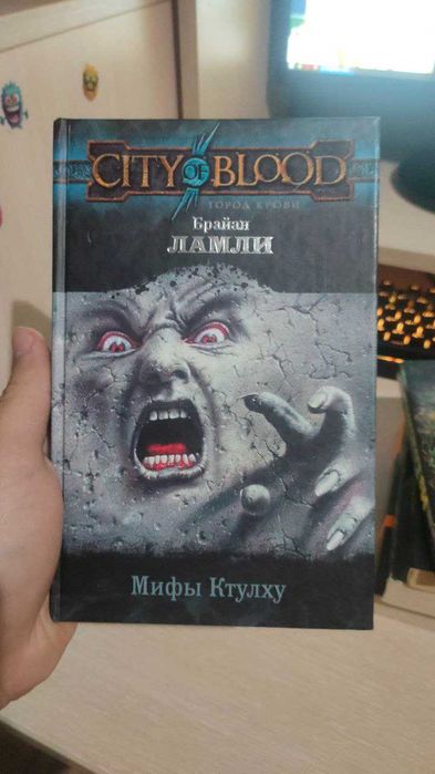 Продам комплект книг