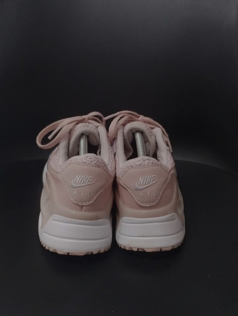Nike airmax r40 damskie