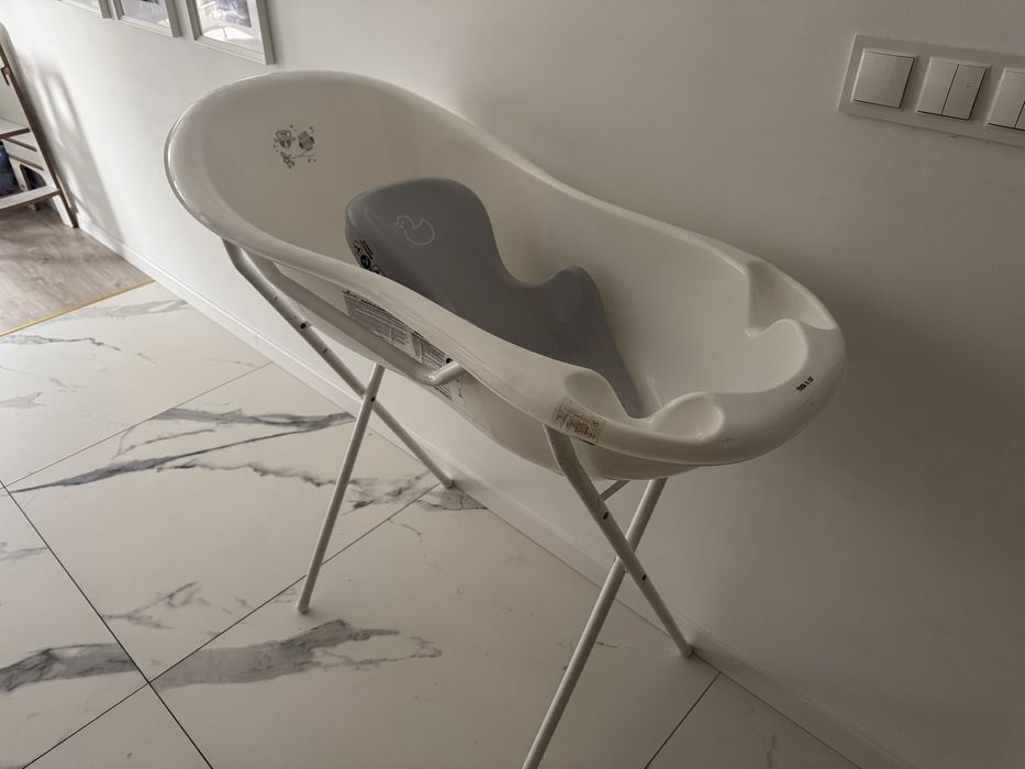 Wanienka ze stelażem oraz leżaczkiem tega baby 102 cm