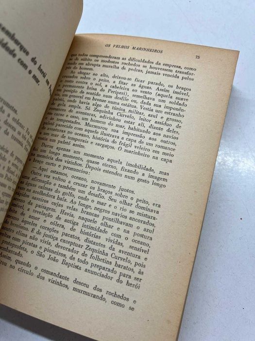 Livro - Os Velhos Marinheiros (ctt editorial grátis)