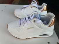 Tenis Skechers menina novos  n28
