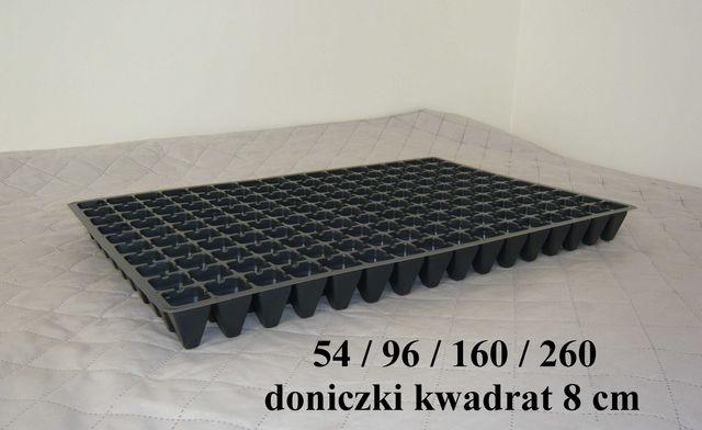 Nowe palety rozsadowe, multiplaty, wielodoniczki 160 kom. 40x60 cm