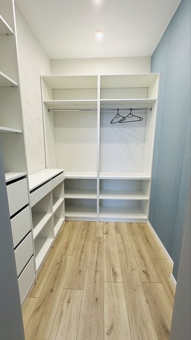 Продам 3-кімн.квартиру (132кв.м) з новим ремонтом в Центрі м.Черкаси.