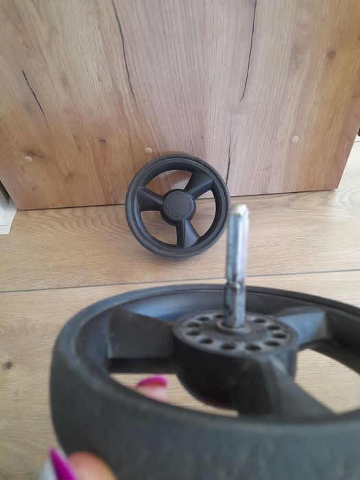 Dwa tylne koła- do spacerówki Coto Baby