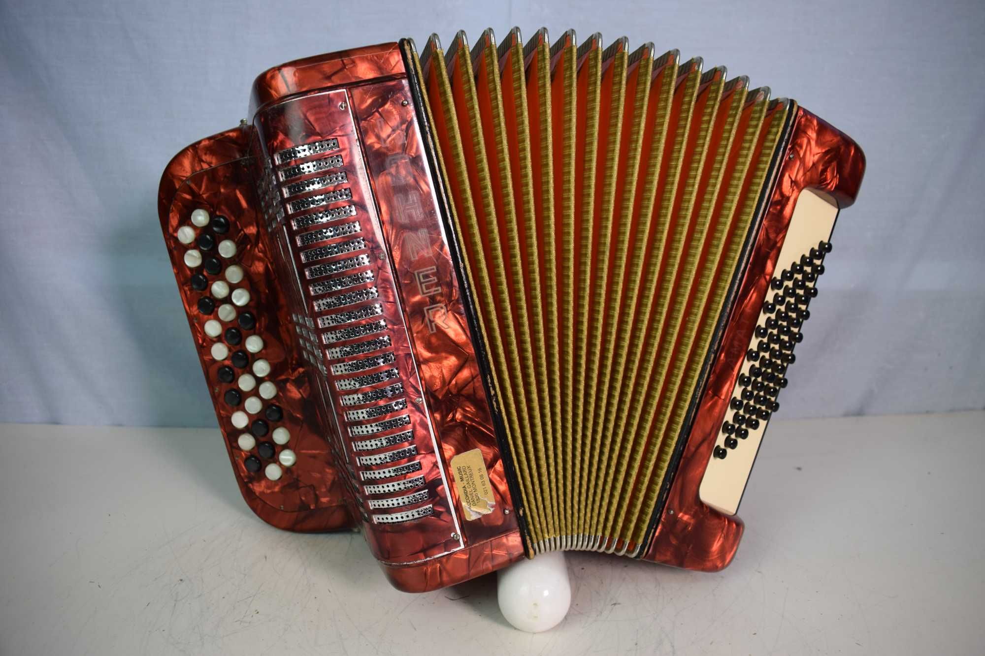 Acordeao Hohner Amati 2 Voz 48 Baixos, N 203