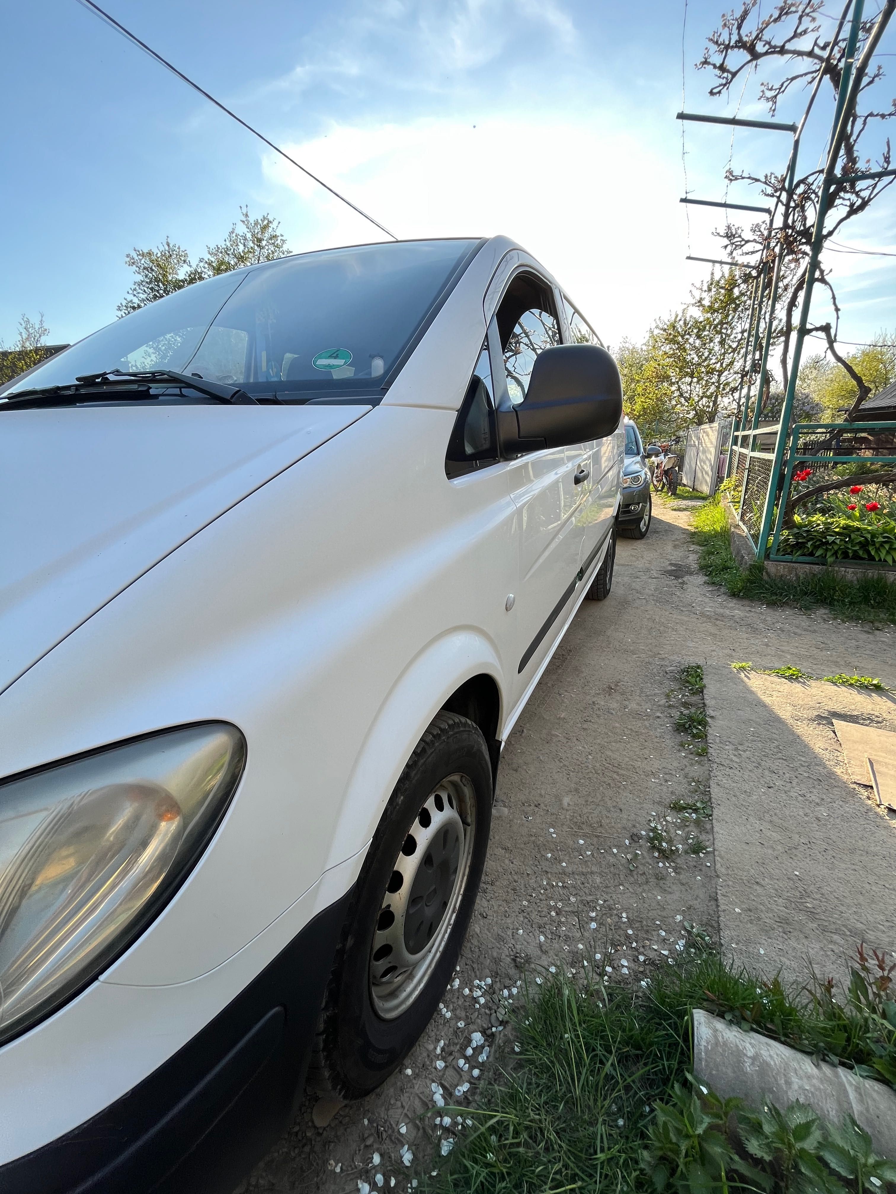 Mersedes Benz vito 111