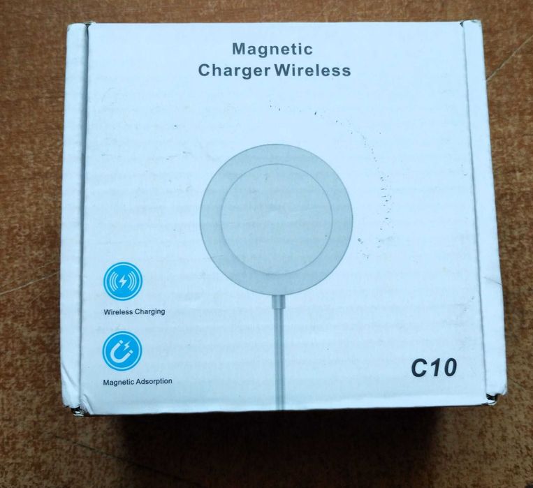 Magnetyczna bezprzewodowa ładowarka Mag-Safe C10 18W