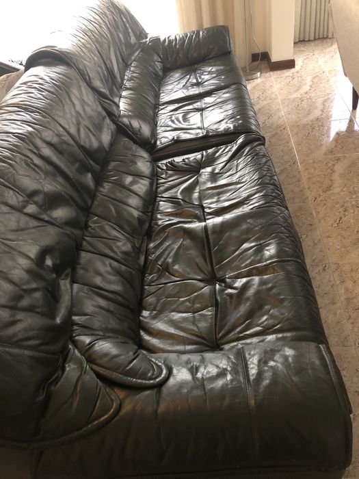 Sofá de canto verde garrafa