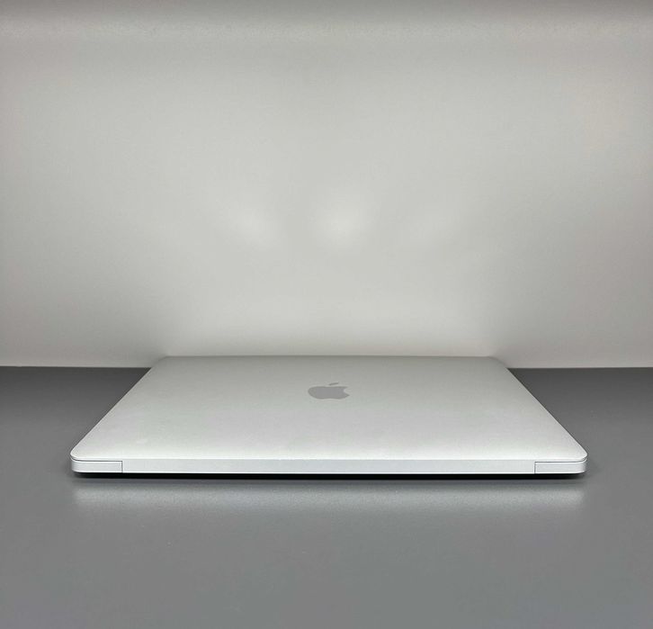 Macbook Air 13,3 2018 (i5/ 8gb/128 ssd) Повний комплект .