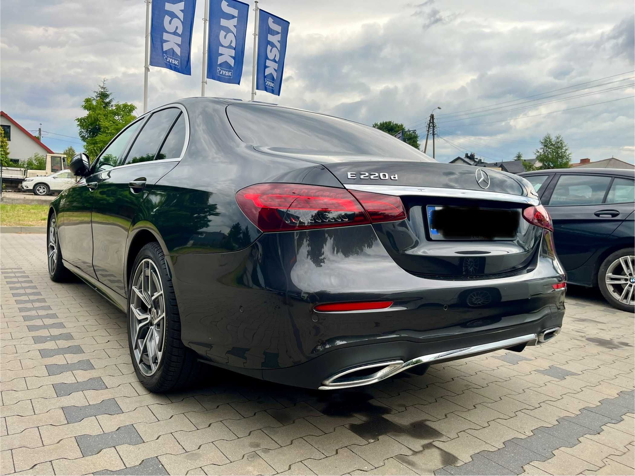Wynajem auta wypożyczalnia samochodów Mercedes e-class, Warszawa