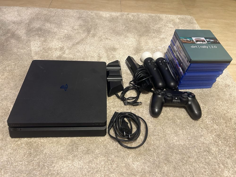 PlayStation 4 Slim