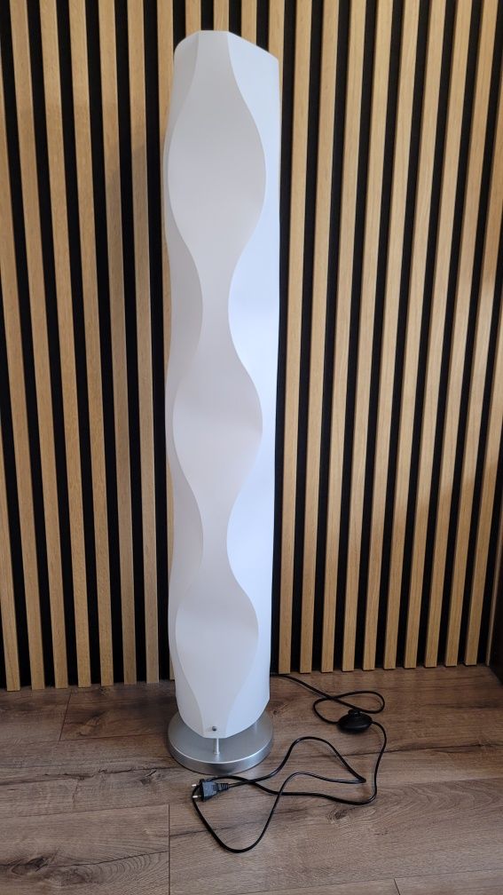 Lampa stojąca, wyłącznik nożny