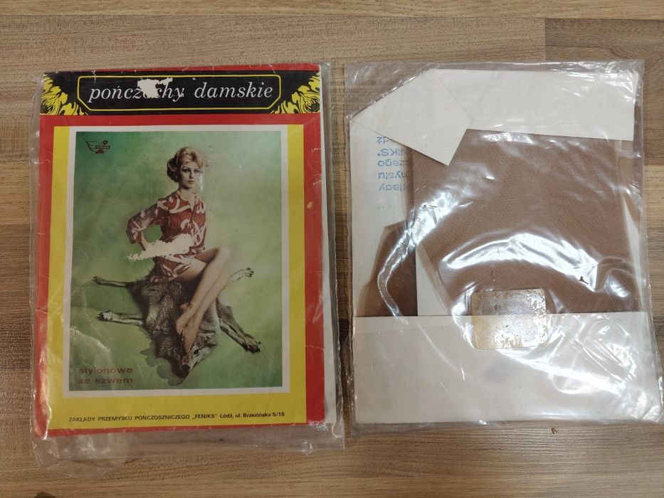 Pończochy feniks. PRL. Dwie pary