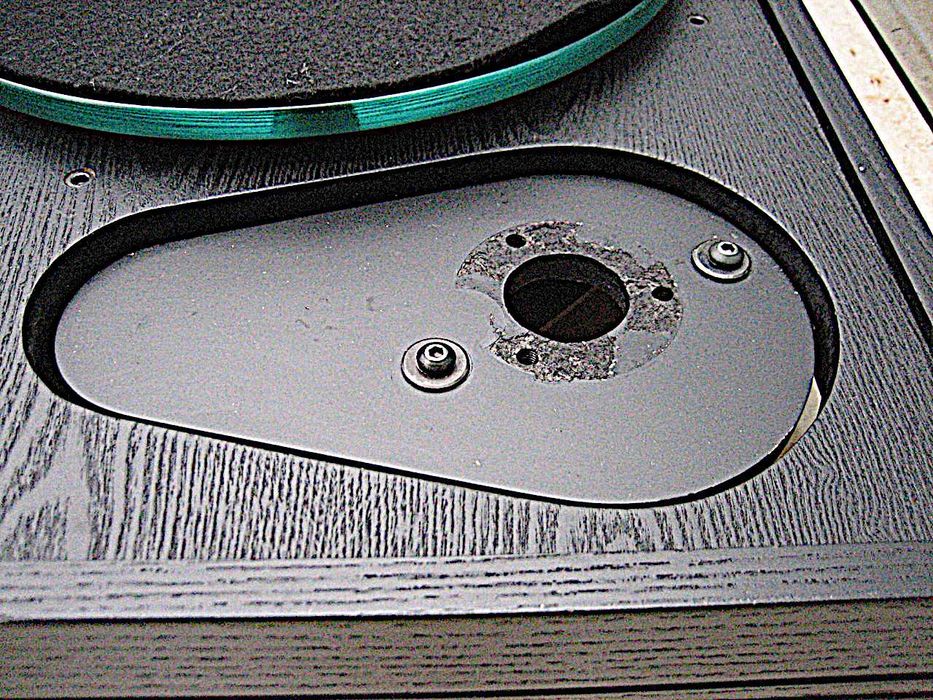 Gira-Discos • Systemdek IIX