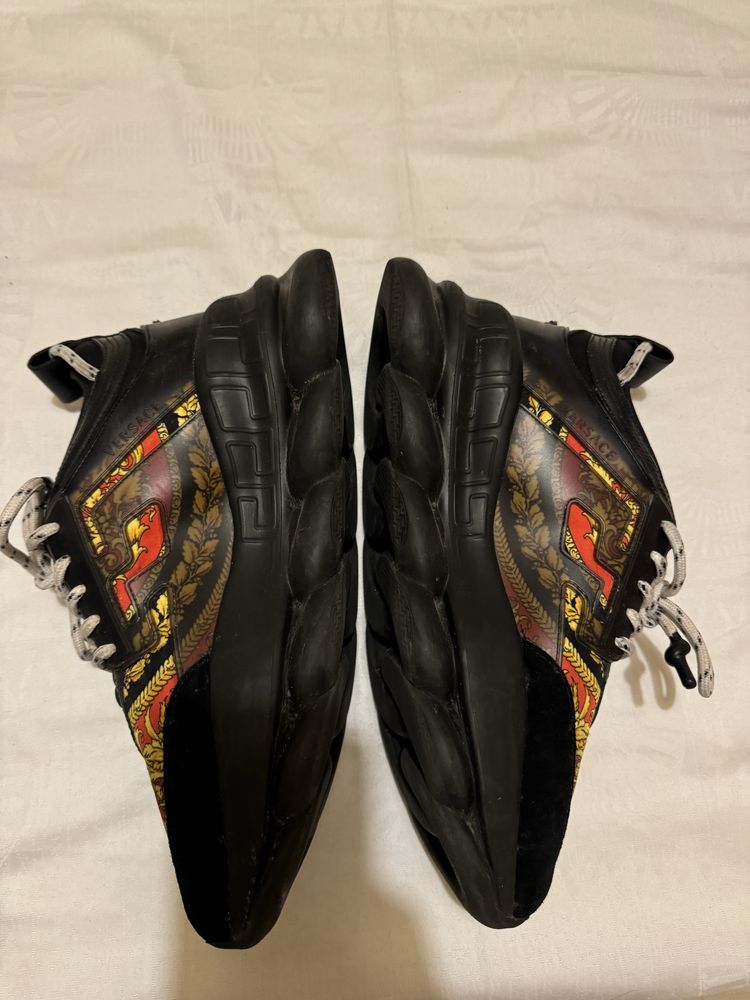 Sneakers Chain Reaction Versace