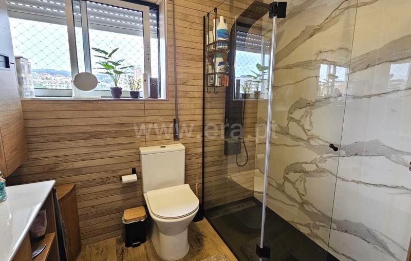 Apartamento T3 + Garagem + Sótão com dois Acessos