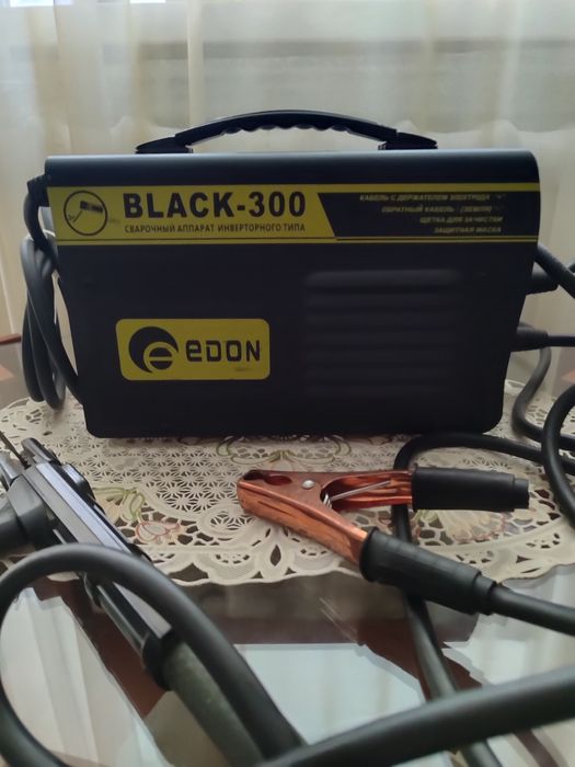Продам сварочный аппарат BLACK -300