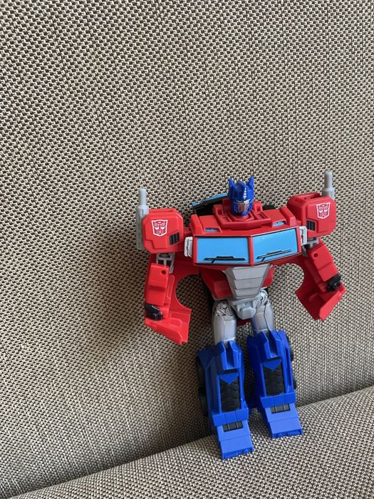 Робот-трансформер Hasbro Оптімус Прайм