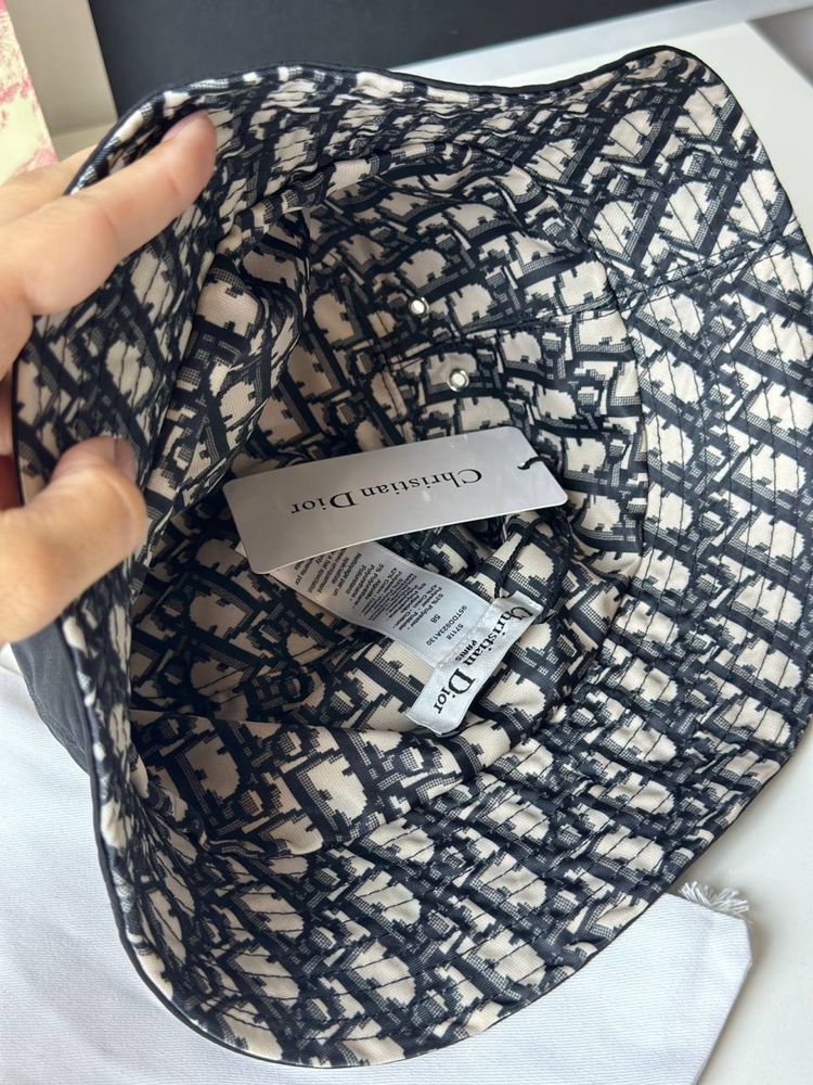 Панама chanel dior та інші