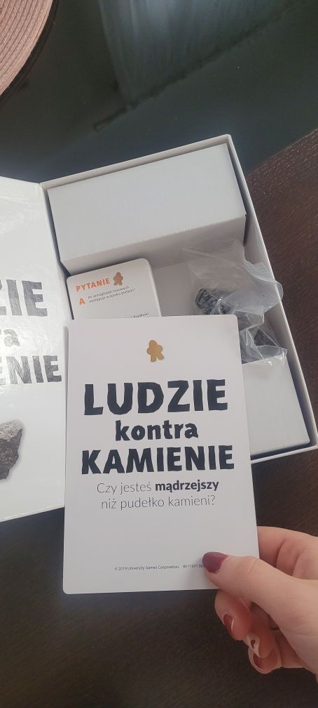 Ludzie kontra kamienie