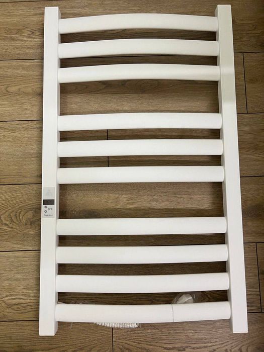 Рушникосушарка електрична Laris Атлант