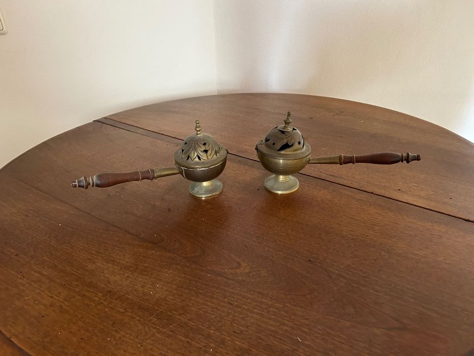 " Perfumadores em Latão