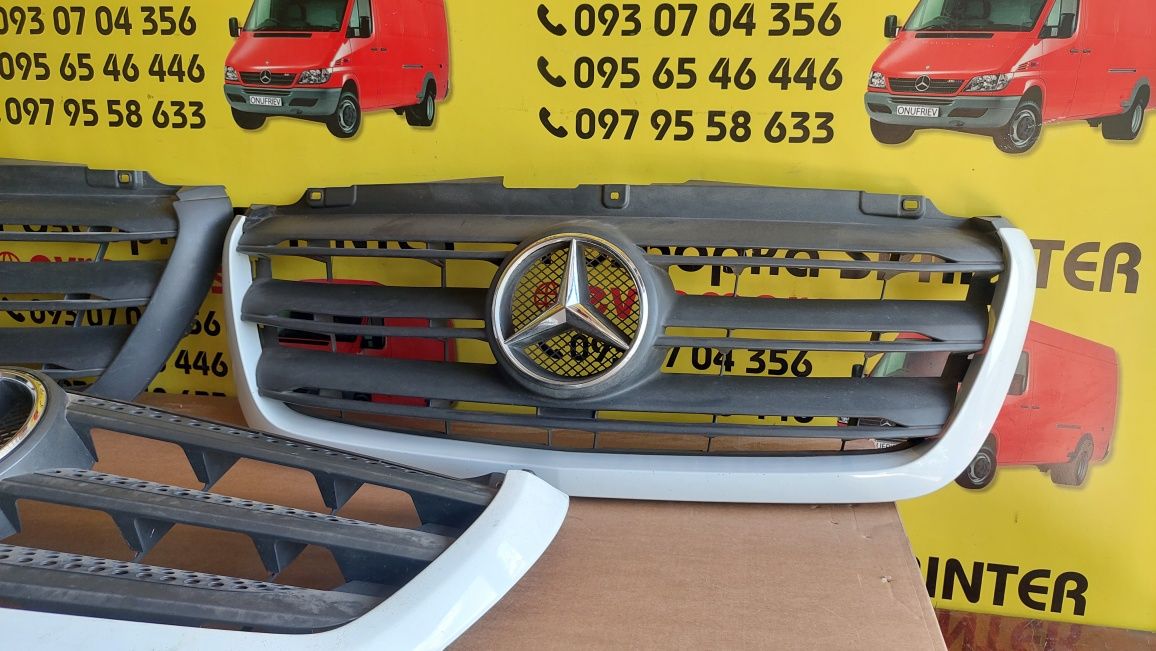 Передня решітка радіатора Mercedes Sprinter W907 w910 рестайлінг Б У