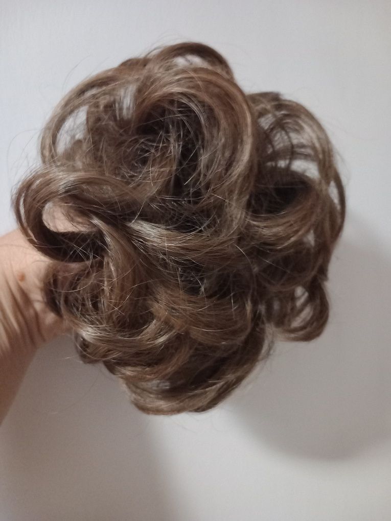 TRESKA kok do stylizacji włosów 55g H2-55 4/30 Brązowe