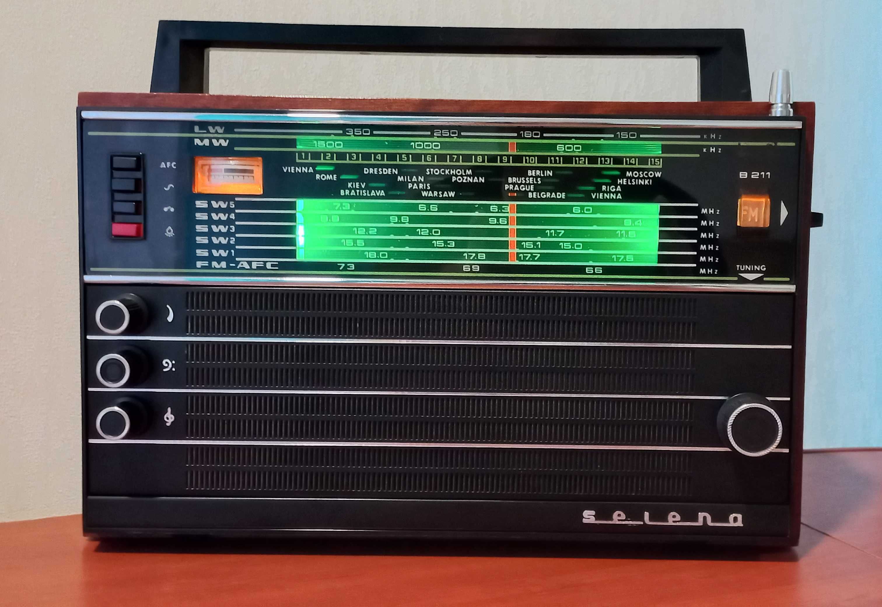 Selena B 211 аналог Океан 209: FM, Bluetooth, Акумулятор Li-Ion