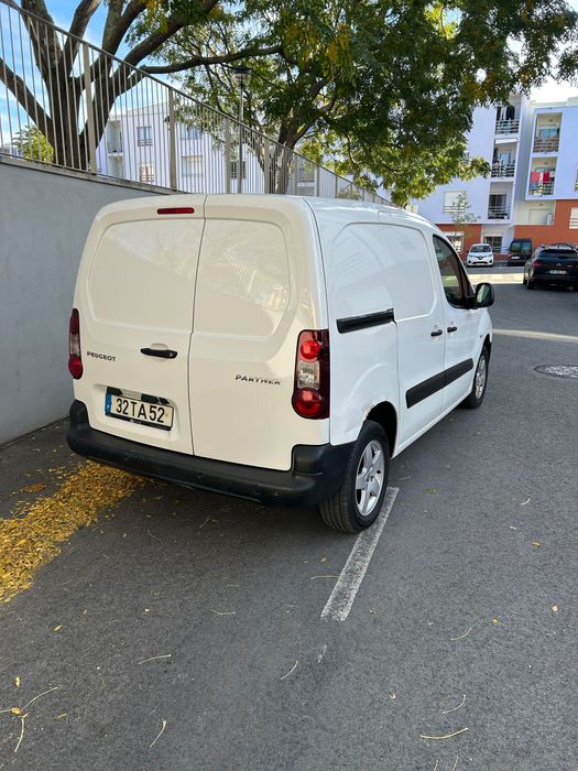 Peugeot partner 3 lugares 1.6 HDi ano 2017