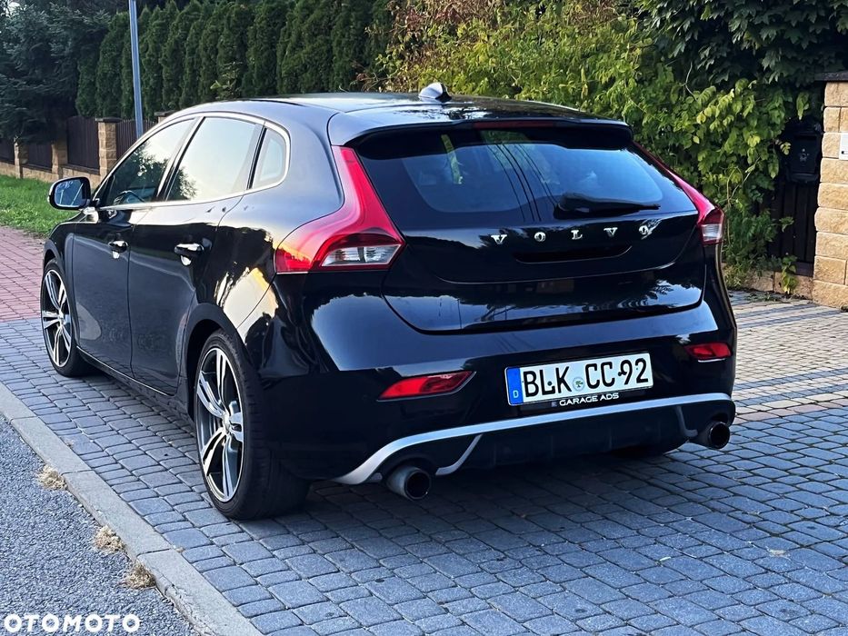 Volvo V40 1.6 D2 R-DESIGN * Bezwypadkowe * Piękne Felgi * Extra