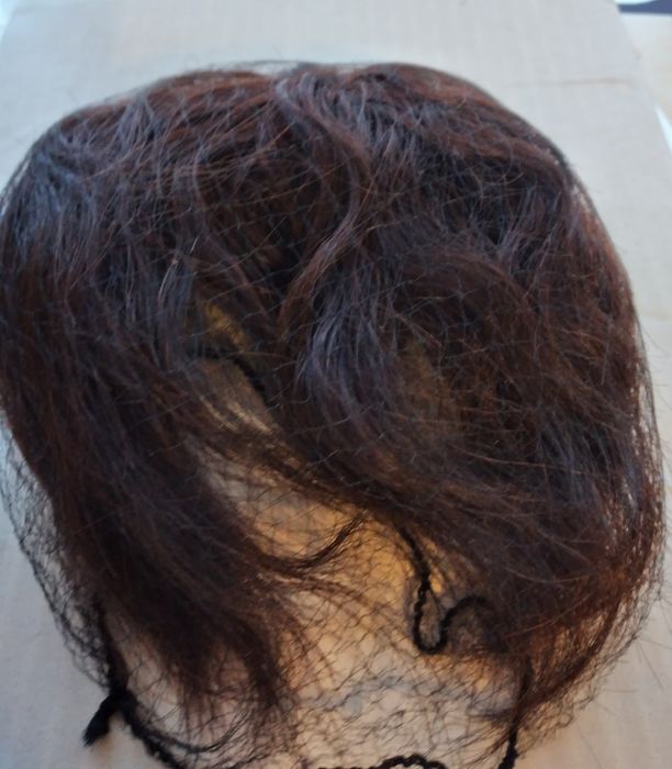 Top de cabelo humano