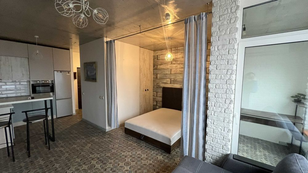 Оренда дизайнерської студії 30 кв.м. у ЖК Комфорт Таун, від господарів