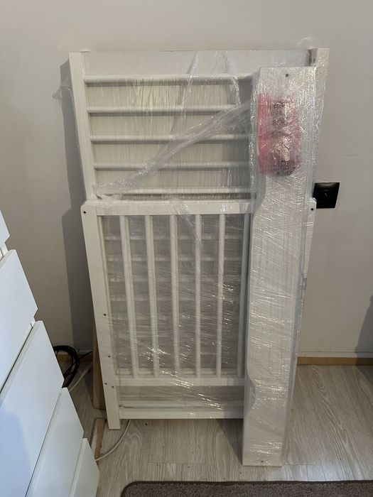 Łóżeczko niemowlęce + materac 60x120