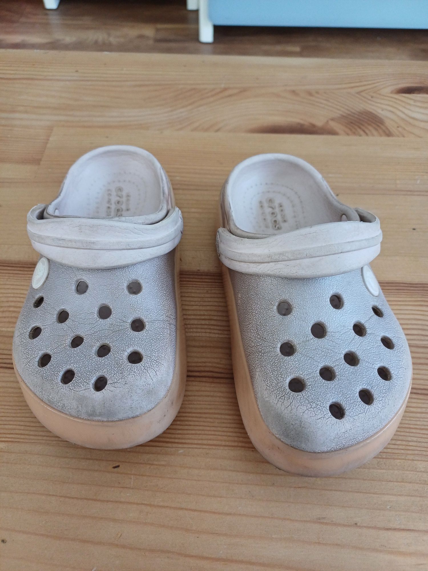 Crocs c9 różowe przetarte