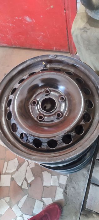 Диски железо Skoda a5