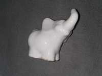 figurka porcelanowa -maly sloń