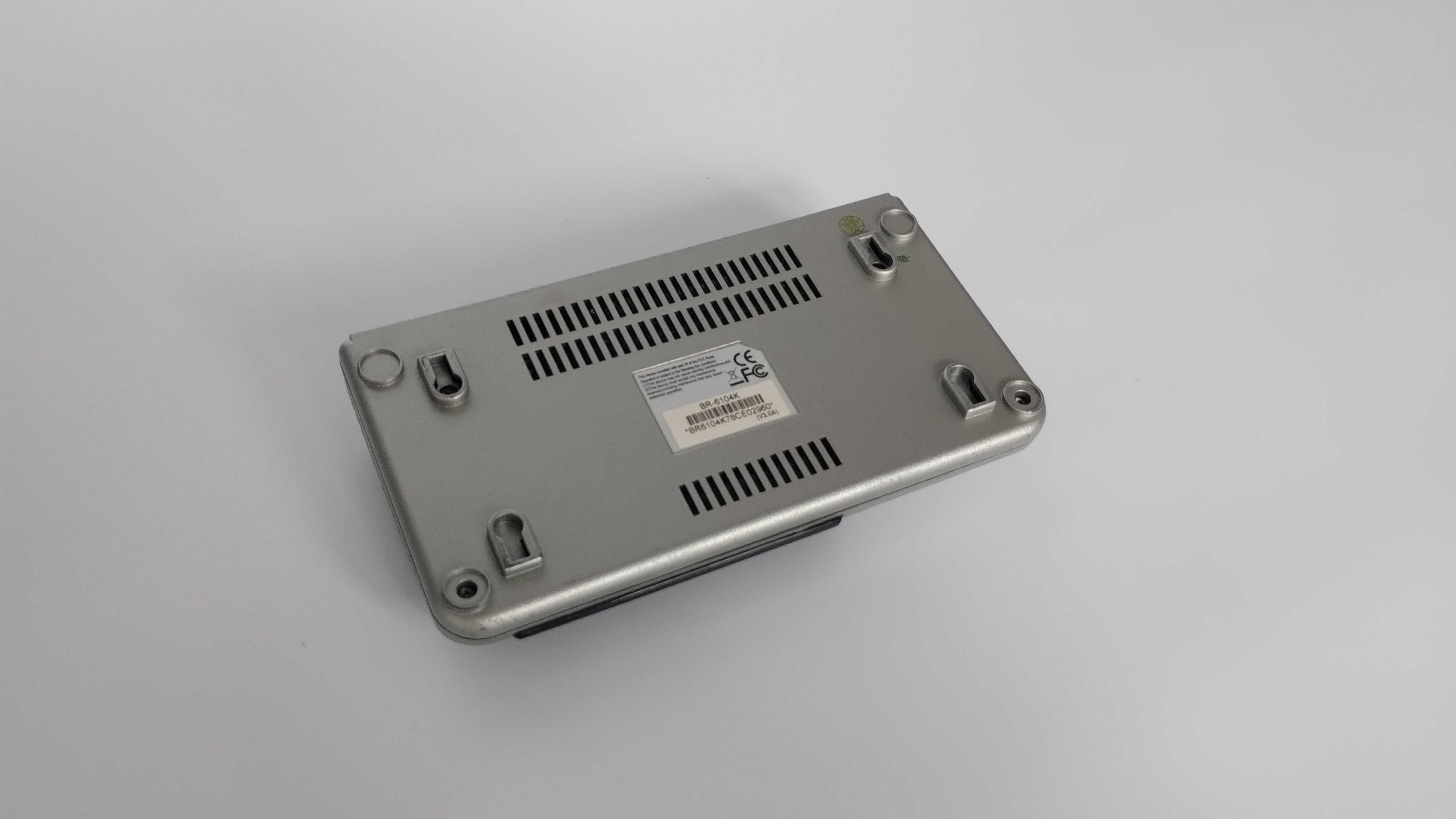 Router Edimax BR-6104K 4x LAN  1x WAN zasilacz w zestawie
