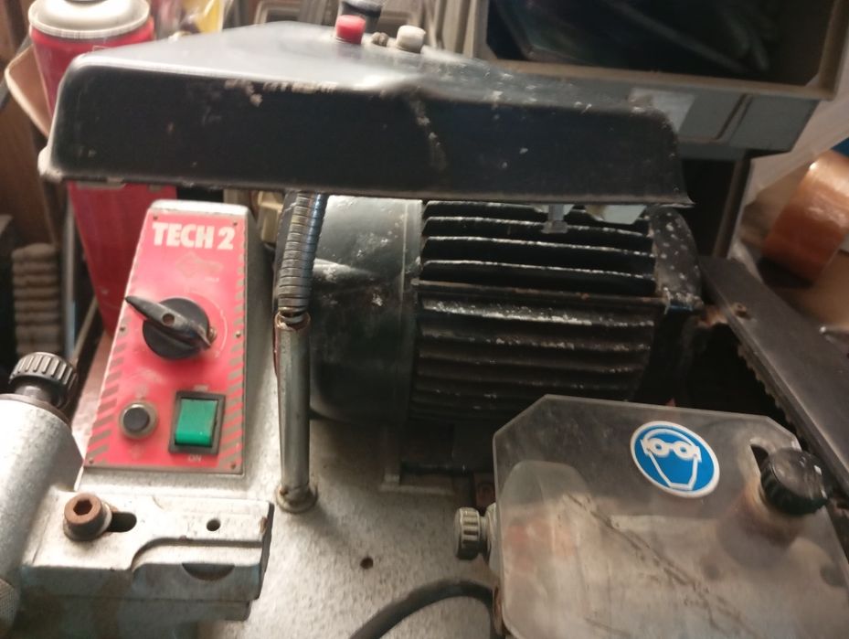 Máquinas de fazer chaves tech2