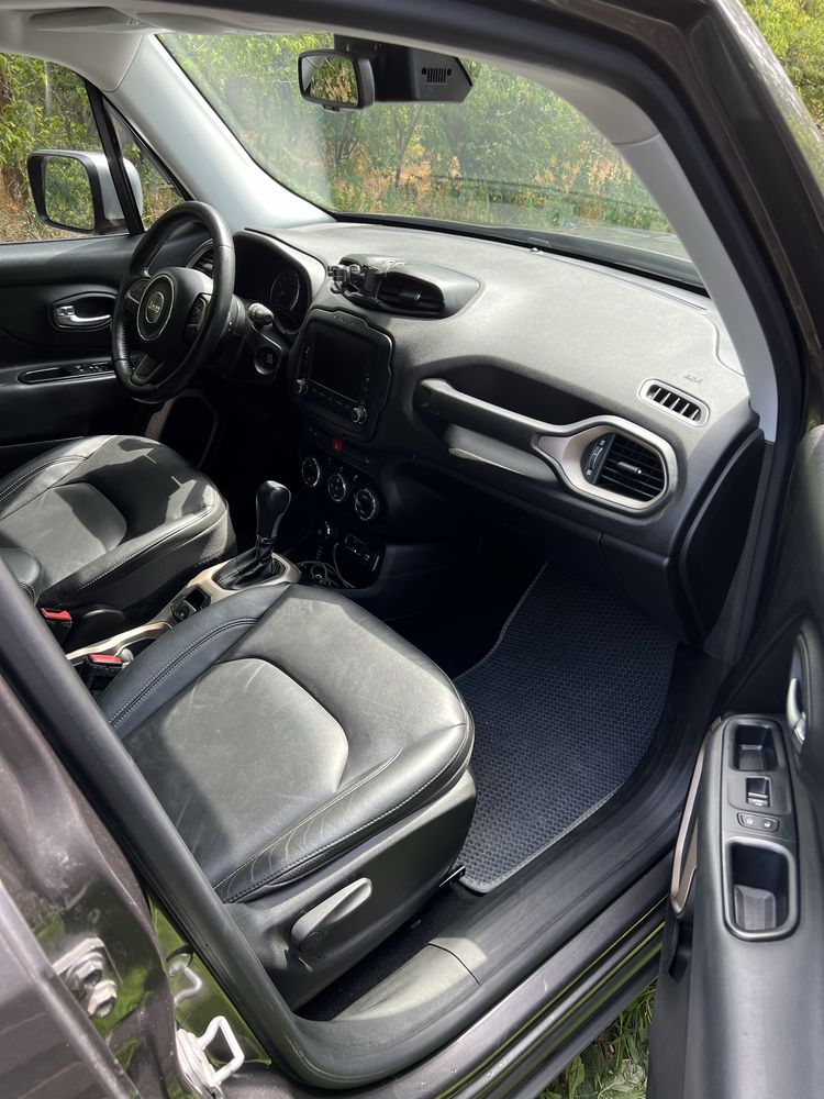 Продам Jeep renegade limited