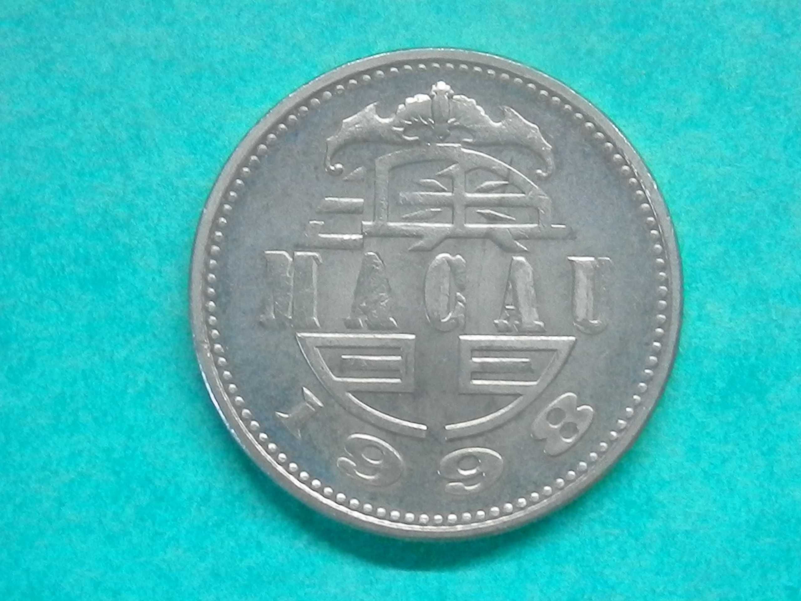 705 - Macau: 1 Pataca 1998 cuproníquel, por 2,00