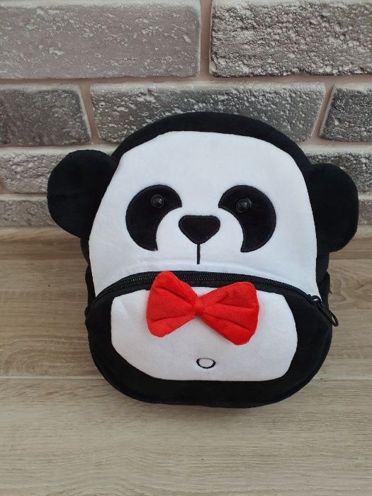 Плюшевый рюкзачок панда для маленького джентльмена