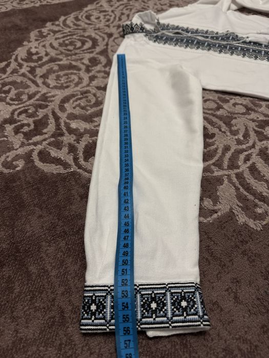 Продам вишиванку на хлопчика