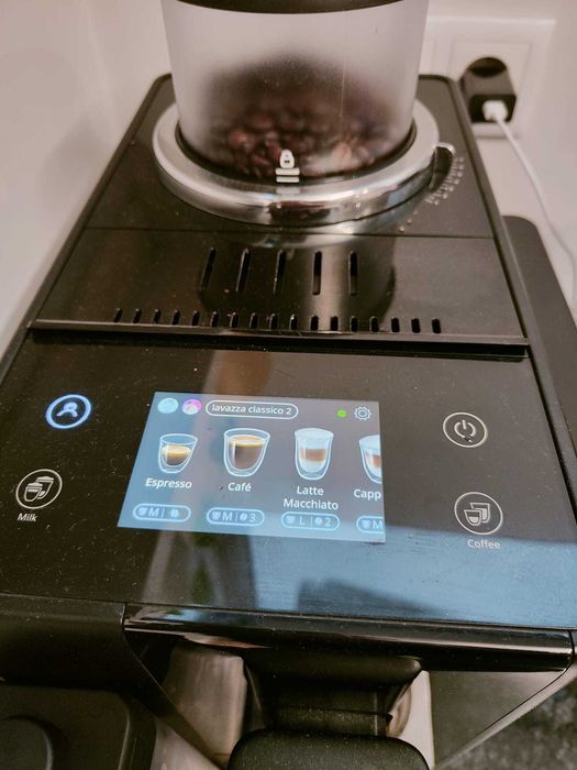 maquina de café delonghi rivelia