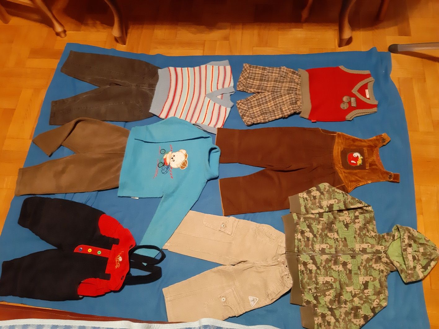 Paka rzeczy (91 szt.) dla chłopca 86-110 + 2 Kombinezony GRATIS