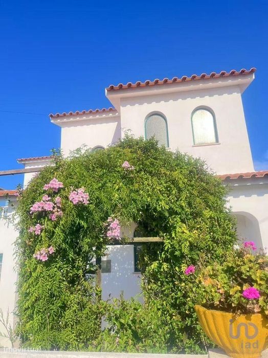 Casa tradicional T4 em Serra d'El-Rei de 179,00 m2