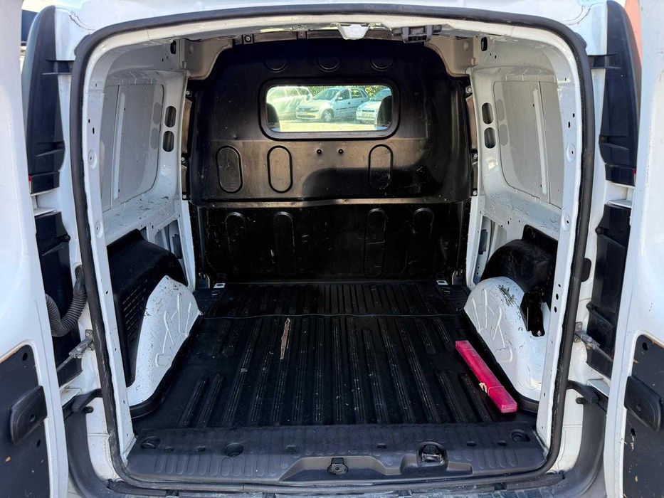 Renault Kangoo 1.5 DCI COMPACT 8.990€