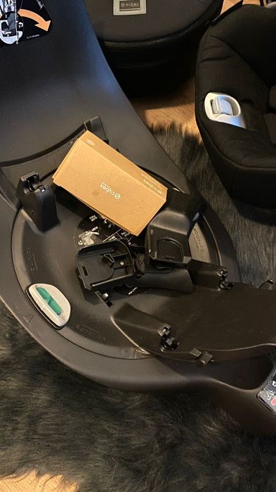 Продається  cybex priam 4.0  чудова колясочка CYBEX 4.0 4в1.