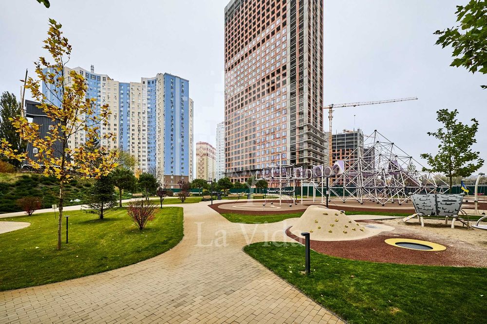 Однокімнатна квартира в ЖК Метрополіс з чудовим видом у двір