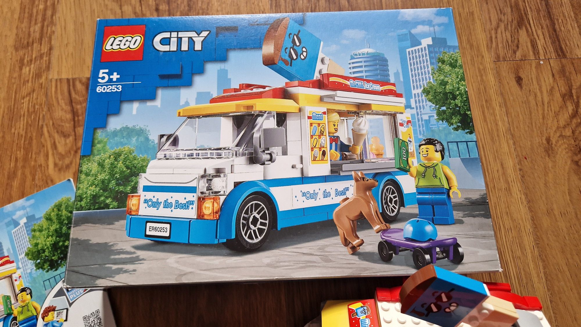 Lego City 60253 Furgonetka z lodami